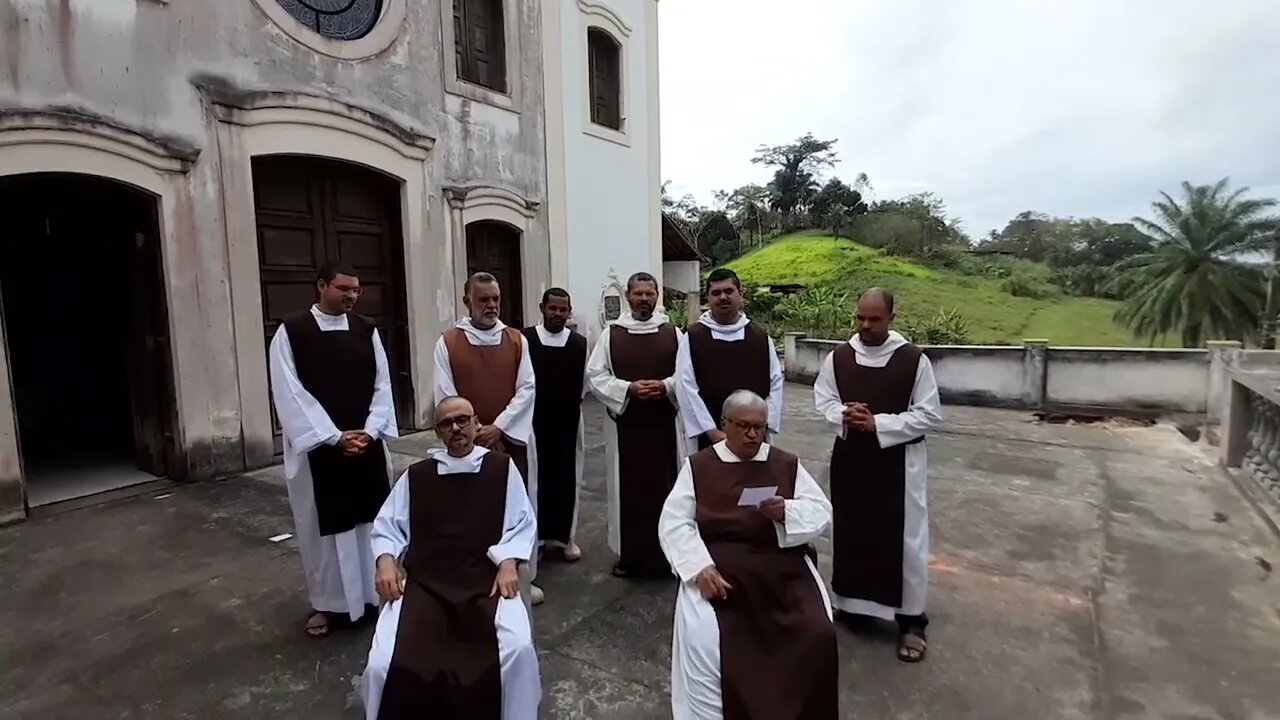 Vote contra o comunismo, a pior invenção do demônio!