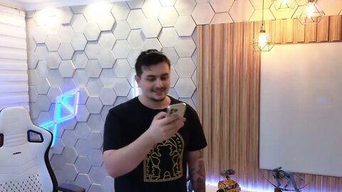 Gabepeixe "E a tua mãe aquela desgraçad*" kkkkk