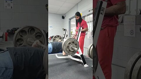 375lbs x 4.5 reps, Crazy 🤪 old man