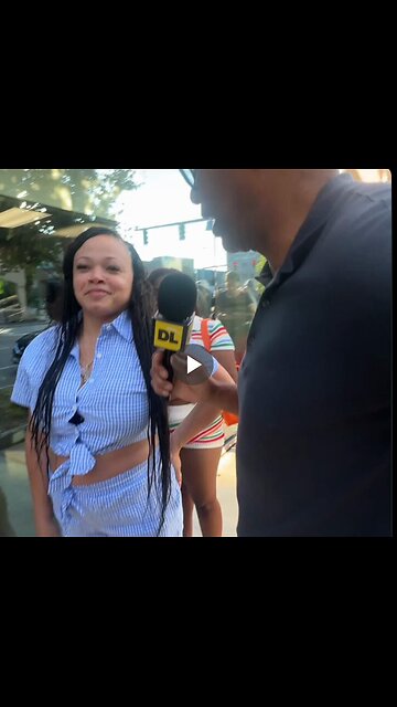 Don Lemon asks women if they are voting for Trump or Kamala.