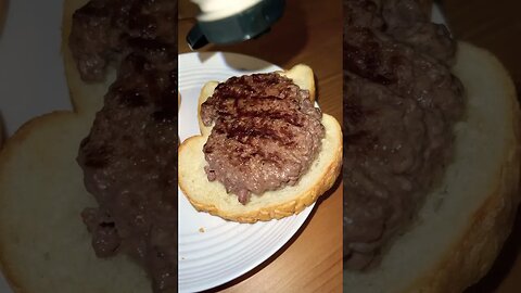 Poverty Gainz Burger