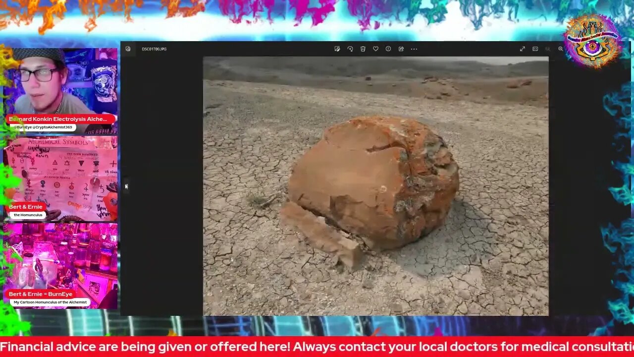 Alberta BAdLAnds Red Rock Coulee BurnEye Explores on site Giant Balls! BioGeology? Megalithic 20min