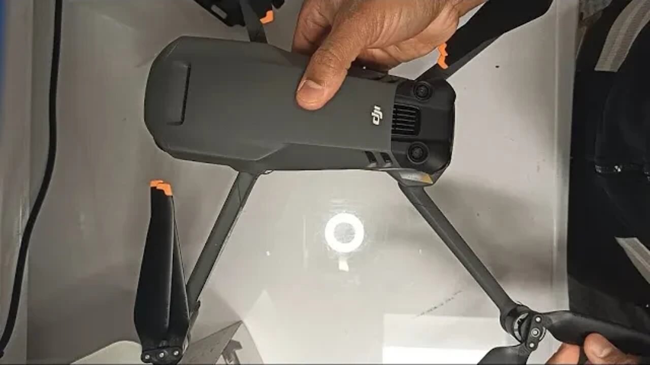 DJI Mavic 3 Classic Unboxing