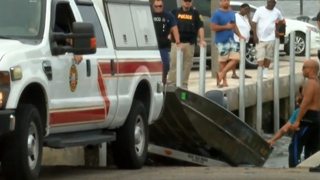 7 rescued as boat takes on water in intracoastal waterway in West Palm Beach