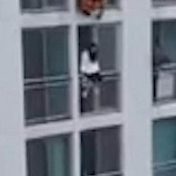 Firefighter Prevents Suicide With Dropkick