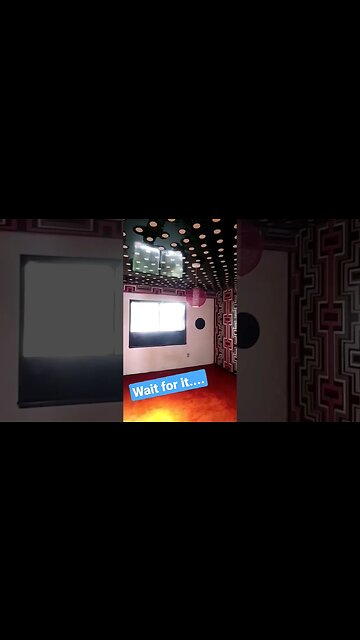 Abandoned Brady Bunch Mansion Gone Completely Wrong!