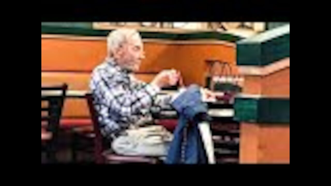 97-Year-Old Eats Alone At Arby’s Every Day Until Employees Realize Something’s Off