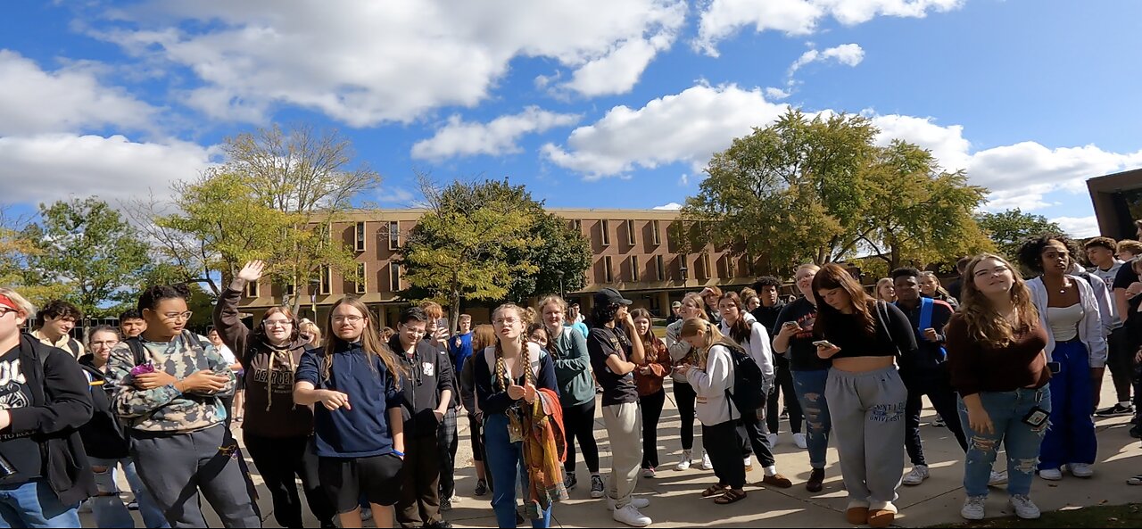 Minnesota State University: Huge Crowd Forms As Lesbians Heckle Me (About 2 Hour Mark), Bearded Professor Explodes w/ Rage, Homosexuals & Trans Oppose Me, One Christian Students Stands w/ Me & Starts Preaching, Crowd Sobers Toward The End