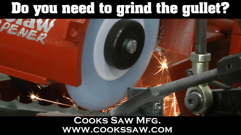 How important is grinding the gullet of a bandsaw blade?