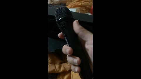 Unpacking iRig HD 2 Mic