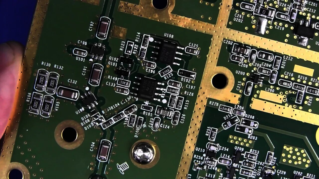 EEVblog #391 - Rigol DSA815 Spectrum Analyser Teardown