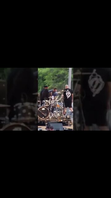 Ying Yang Twins D-Roc collapsed at a concert and had to be carried off the stage #short