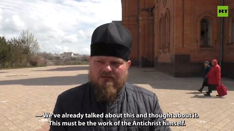 "Only the greatest evil could do this": Mariupol priest on Ukrainian military firing at a temple