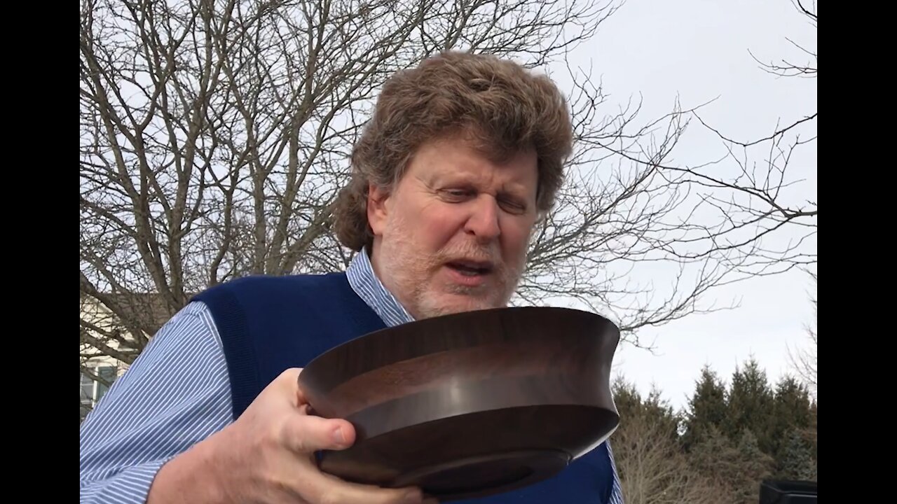 A Gift for the Drummer: Turning a Walnut Four-Layer Bowl (Woodworking, Woodturning)