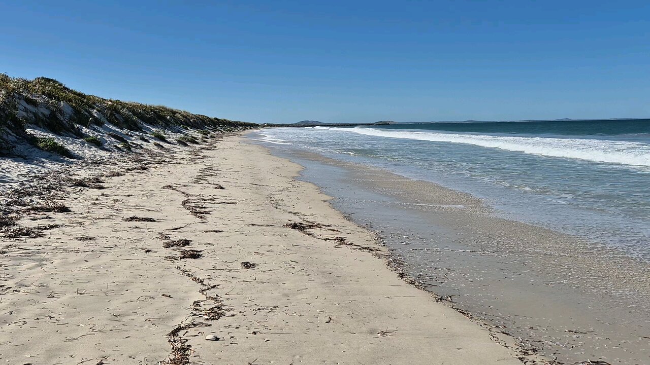 5 min walk on the beach