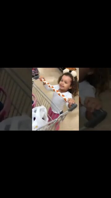 ELA AMA IR AS COMPRAS #shopping #supermercado #viral #shorts