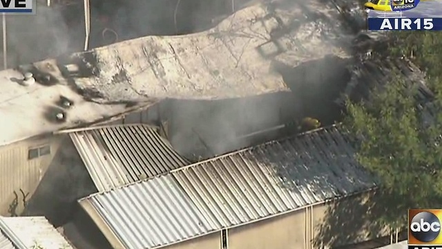 Fire crews on scene of Phoenix mobile home fire