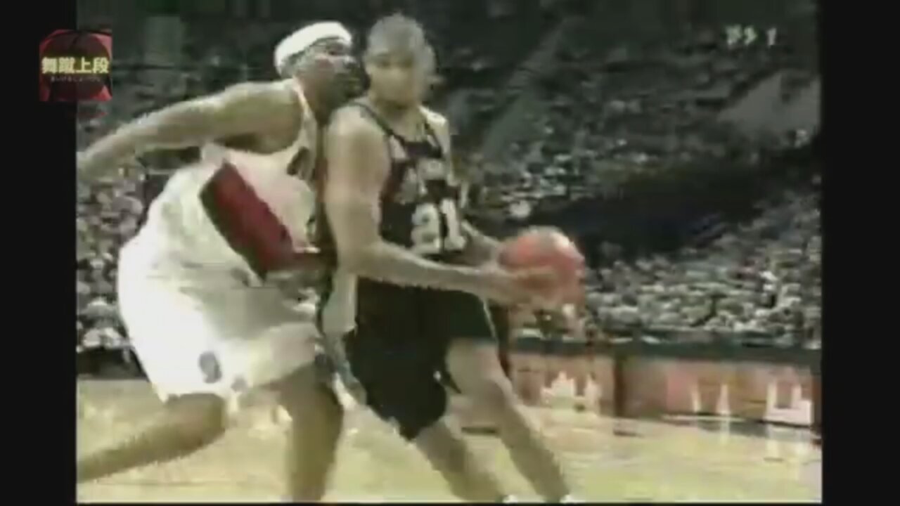 Tim Duncan 34 Points 3 Ast 3 Blk @ Trail Blazers, 2001-02.