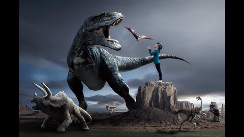 Dinosaur chases mother and son! At the critical moment, the big snake saves the boy again!