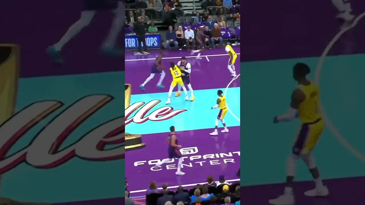 Lebron block 👑🔥🐐🤯 #shorts #lebronjames #viral