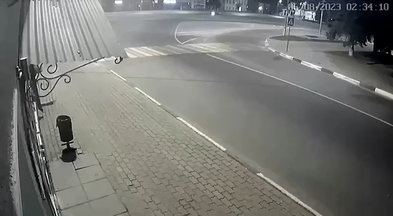 Car crashes into curb and flips in Moscow Russia