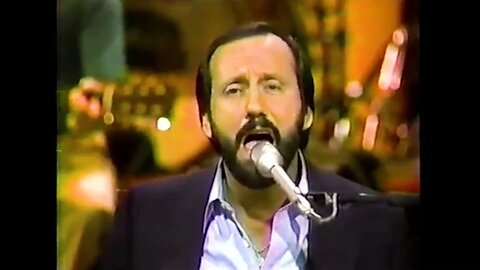 Ray Stevens - "Where The Sun Don't Shine" (Live on That Nashville Music, 1982)
