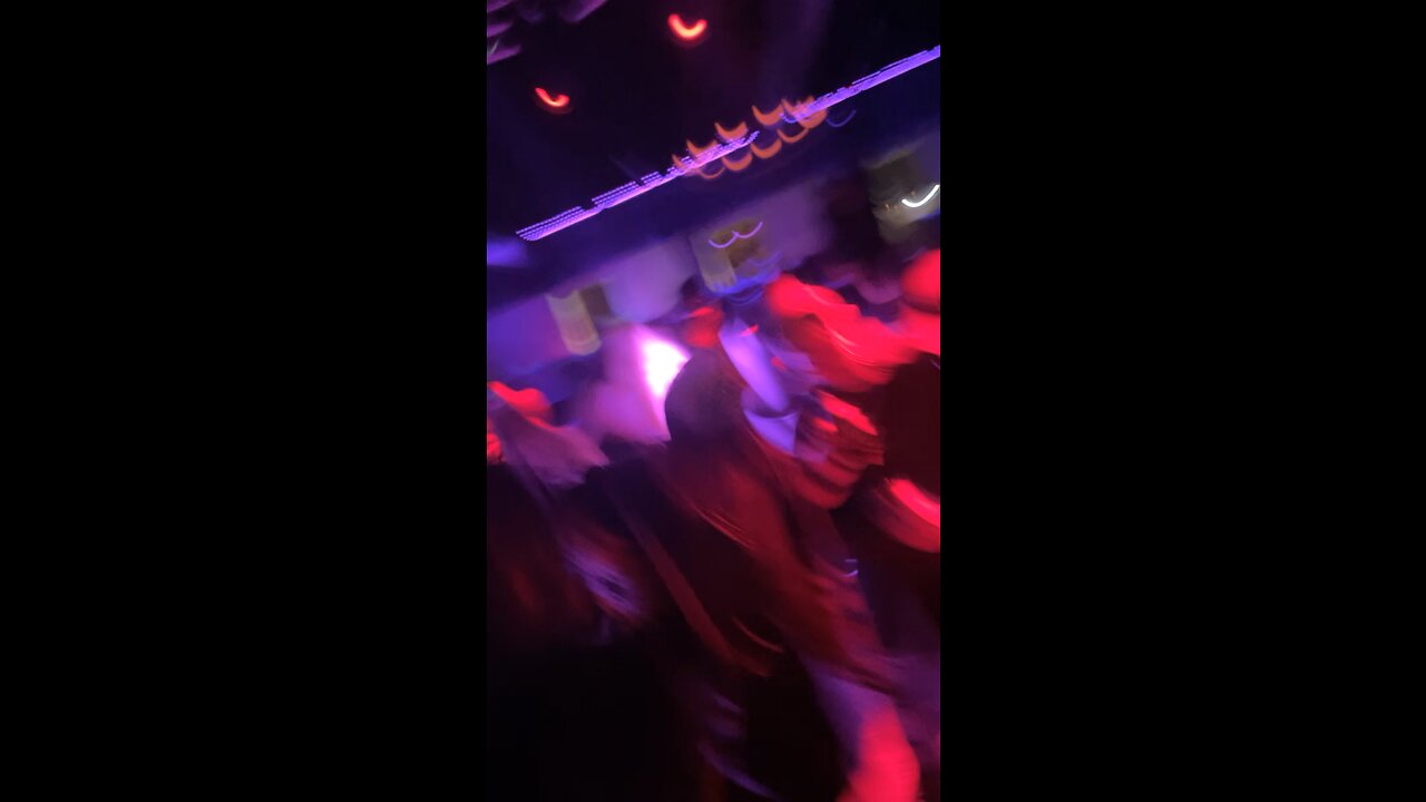 585 CLUB LIFE