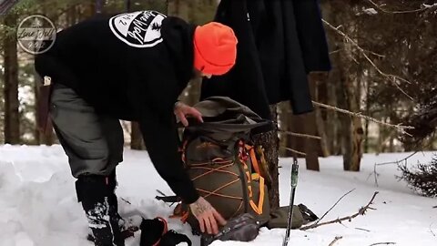 Camp in a hammock in winter 20