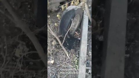 🇷🇺🇺🇦 Destroyed Ukrainian American-Made M777A2 Howitzer In Its Firing Position 💥