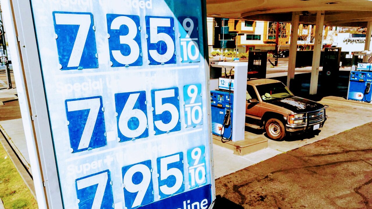 InfoWars Dems Energy Policies