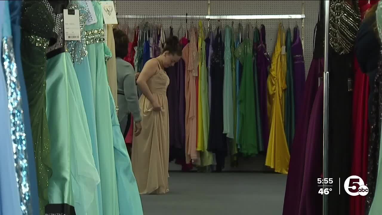 Local nonprofit turning dresses into dreams for high school girls