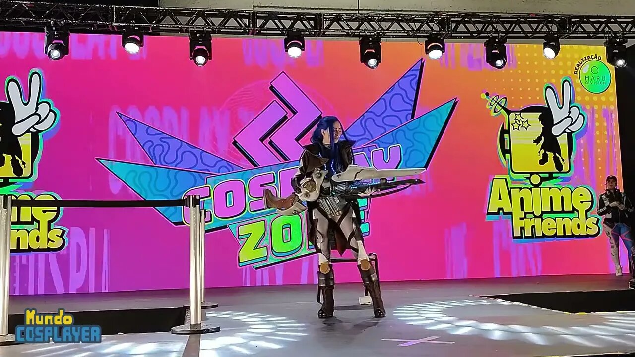 Apresentação Cosplay Livre de Caitlyn Pulsefire do jogo League of Legends no Anime Friends 2022