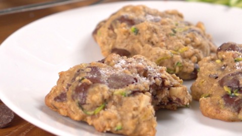 Zucchini-Oat Dark Chocolate Cookies