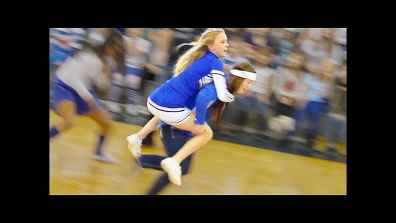 FUNNY99TEAM | STUDENTS FALL DOWN DURING PEP RALLY | BACK TO SCHOOL FAILS