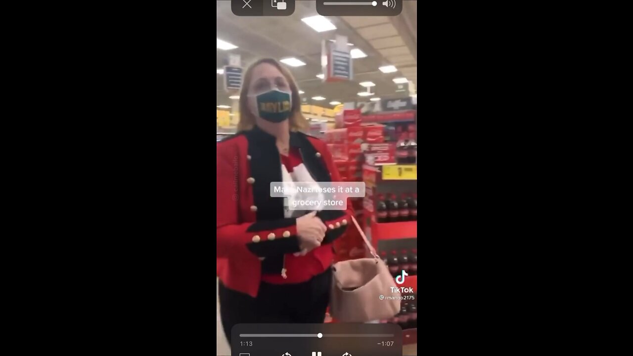 Covid Karen Goes Crazy in Supermarket!!