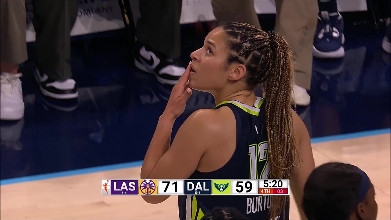 Burton Crashes Face Into Nneka's Shoulder & Called For Foul, Refs Review | LA Sparks vs Dallas Wings