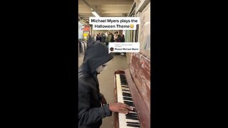Michael Myers plays Halloween theme!