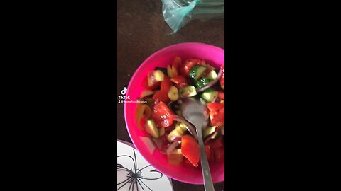 Fresh potatoes 🥔 with meat 🍖 and fresh salad 🥗 🤙