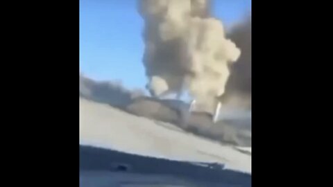 AIRSTRIKE CLOSE CALL FOR MOTORIST IN UKRAINE