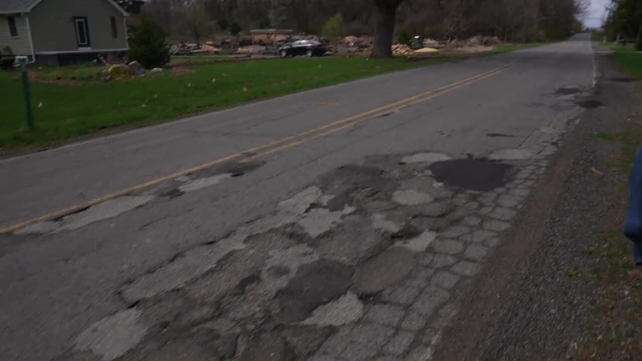 This Blackman Twp. couple wants Jackson County to pay for their popped tire