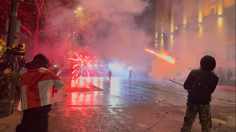 Street Battles in Tbilisi: Fireworks, Teargas on Night 6 of Georgia Protests after EU Bid Suspension