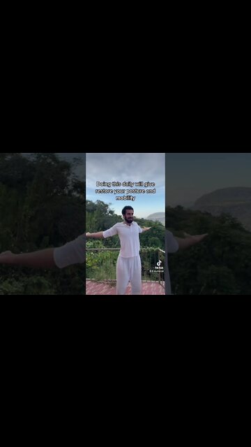 Fix your shoulders in one minute 🧘‍♂️❤️