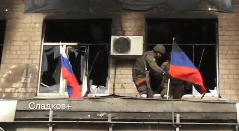 Russian military takes over a base in the city of Donbass Ukraine