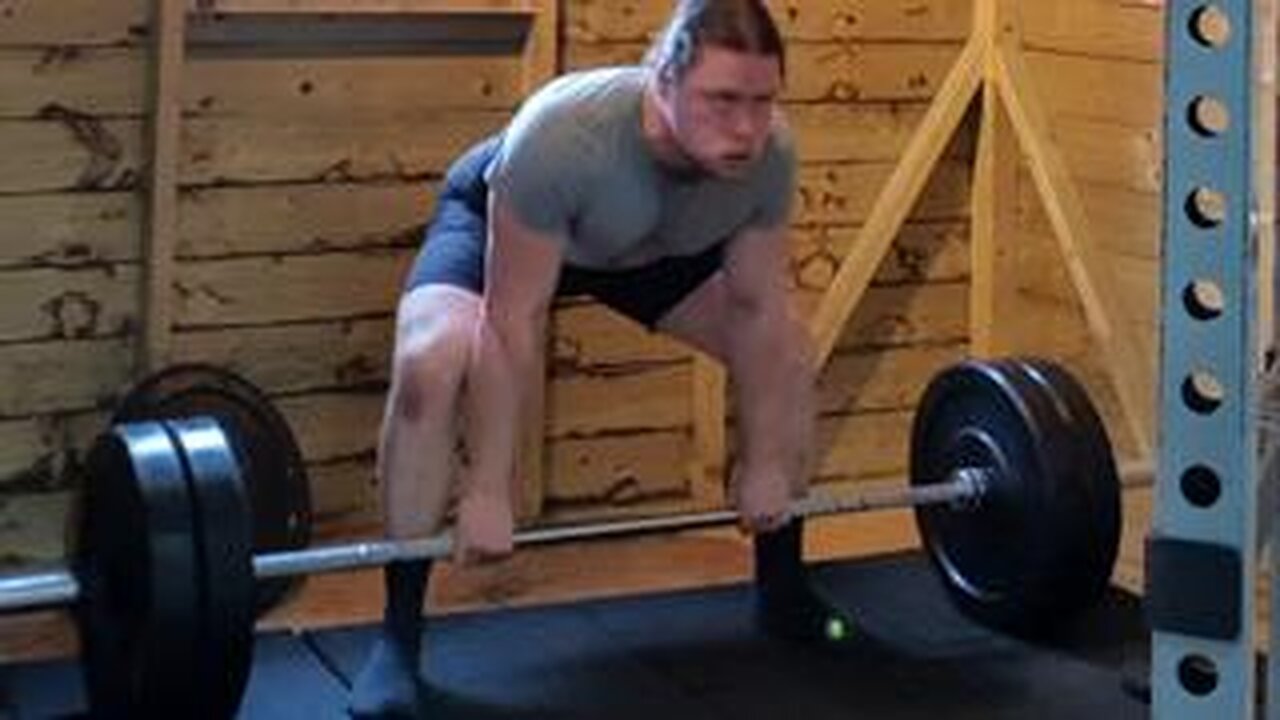 5x10 100 Kgs Sumo Deadlifts. Double Overhand. Last Set.