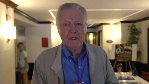 Jon Voight Talks About Moms for America