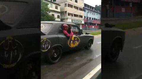 NOVO BATMOVEL NAS RUAS DO RIO DE JANEIRO ( BATMOVEL 2021 ) MEMES ( CARRO DO BATMAN )