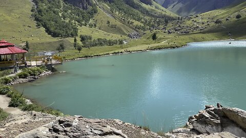 Pakistan's Breathtaking Natural Wonders: A Visual Journey"?