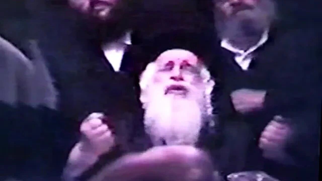 Old video of the Viznitzer Rebbe ztl from Bnei Brak received on WhatsApp (not mine)