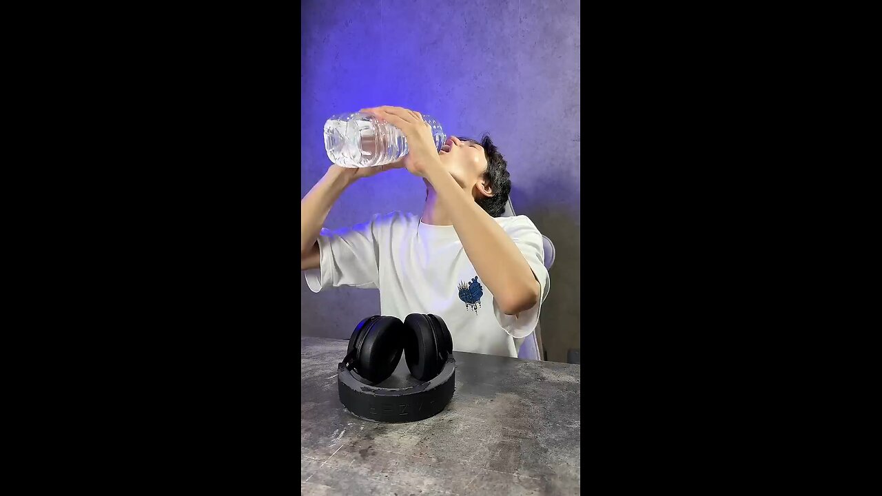 ISSEI funny video Don'tLaugh Challenge! X