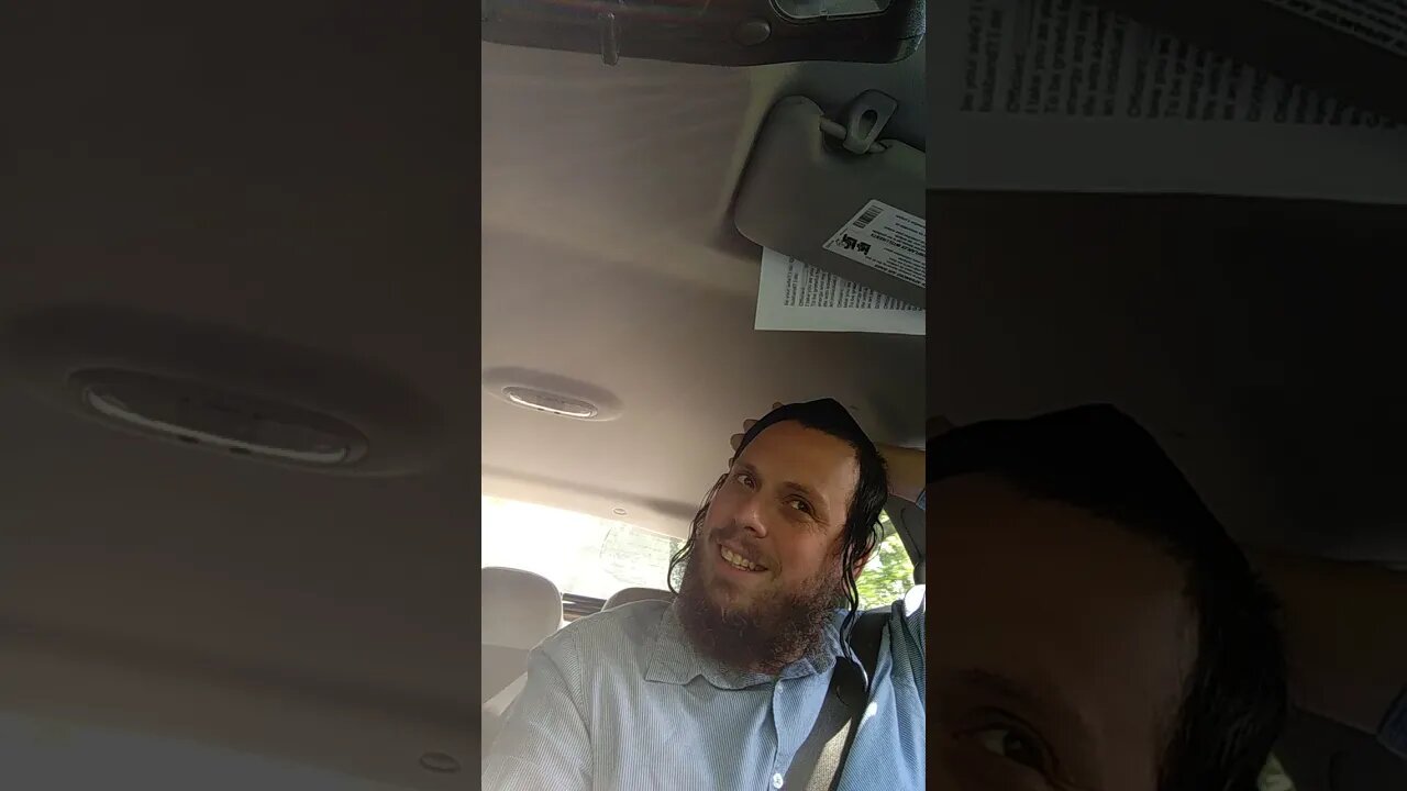 complaining about service at the Post Office 🏣